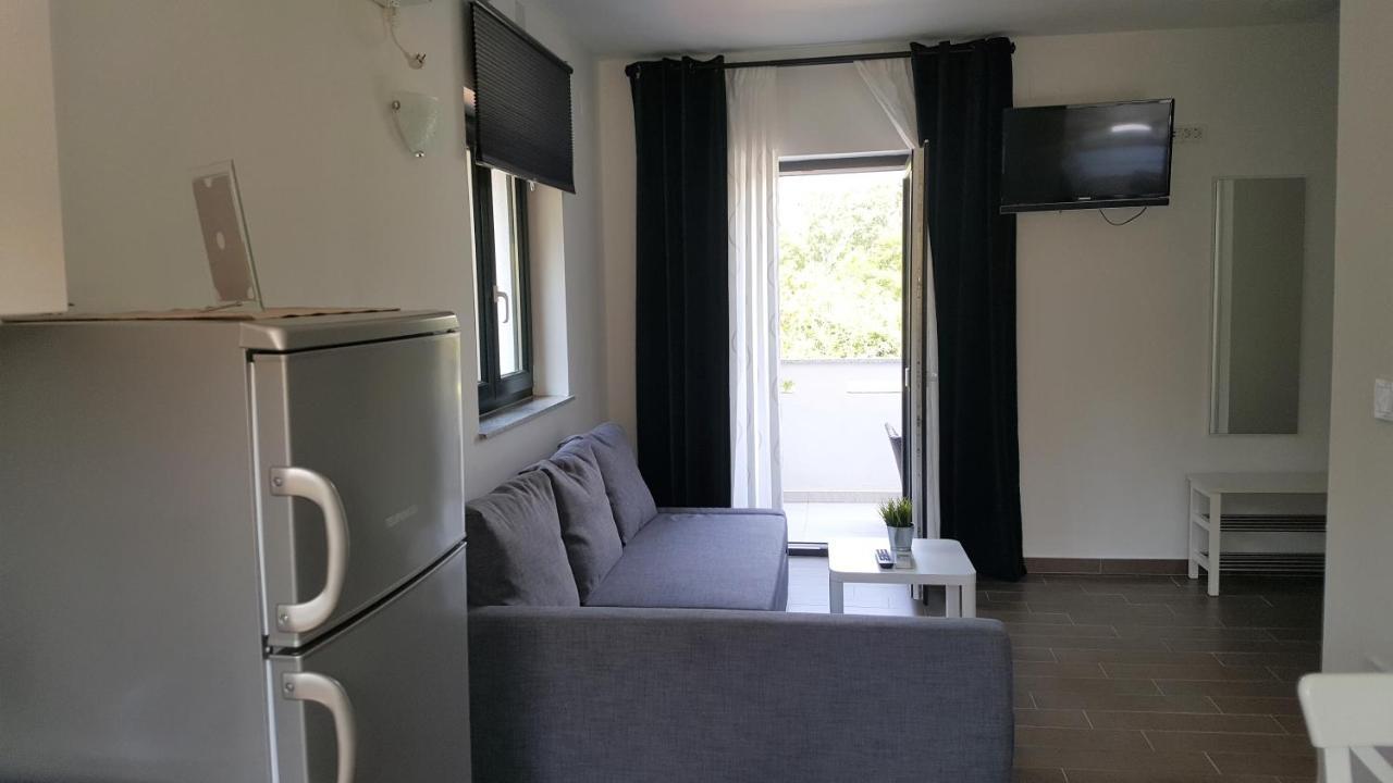 Apartments Artemis Башка Екстер'єр фото