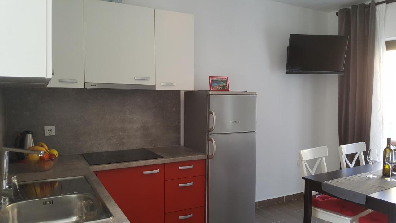 Apartments Artemis Башка Екстер'єр фото